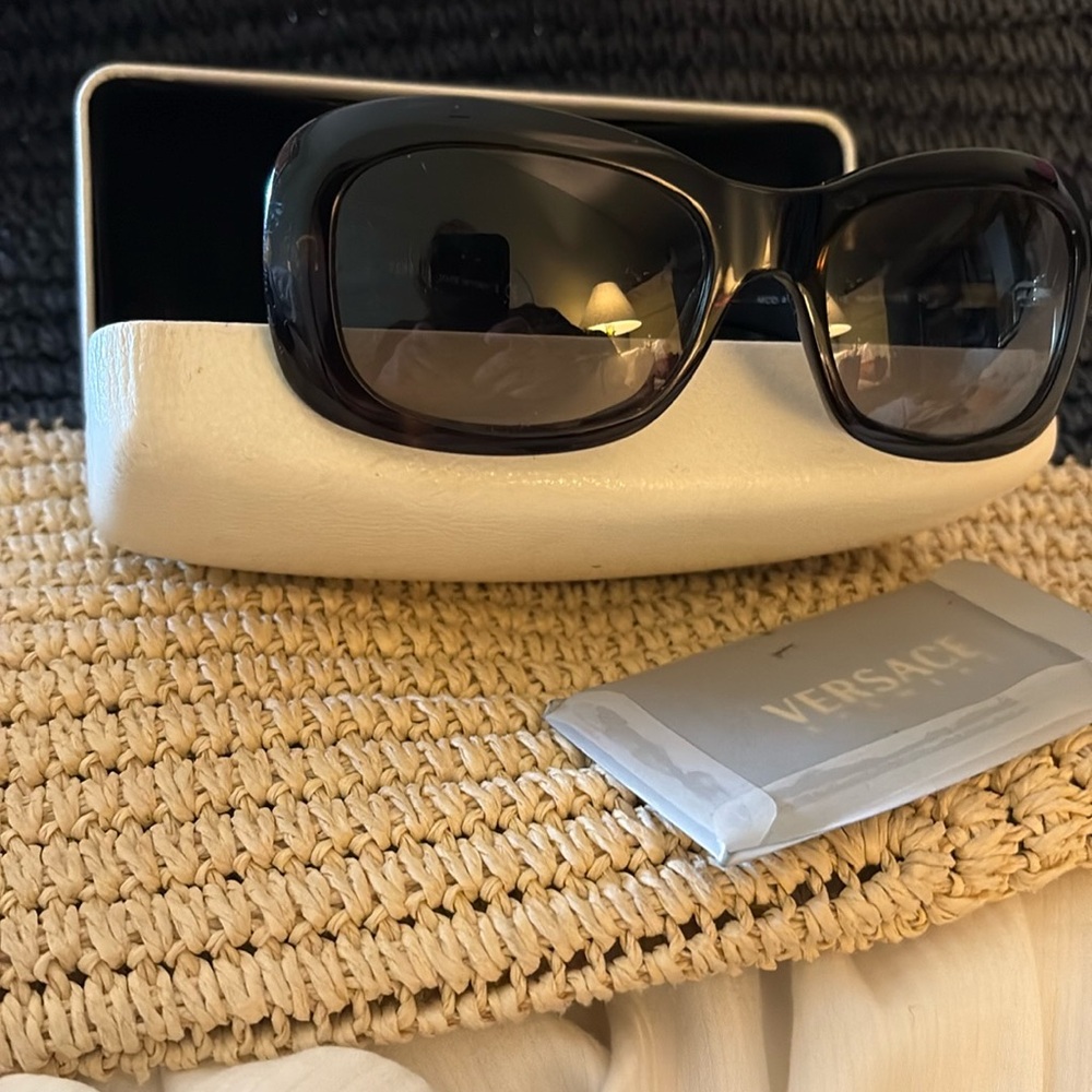 Versace Black Rectangular Sunglasses With Quilted… - image 1